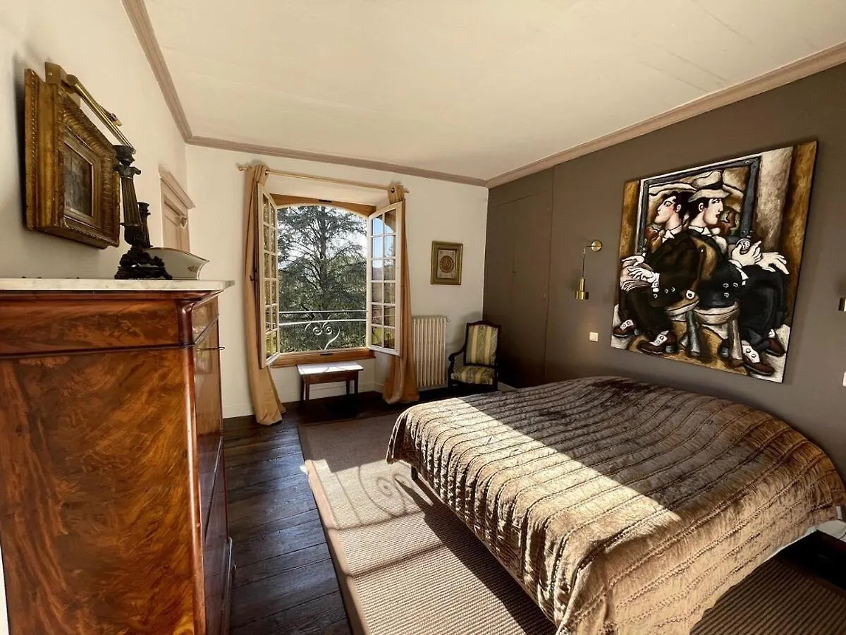 Castle In The Beautiful French Countryside With All Modern Comfort Terrou 0*,  Frankrike