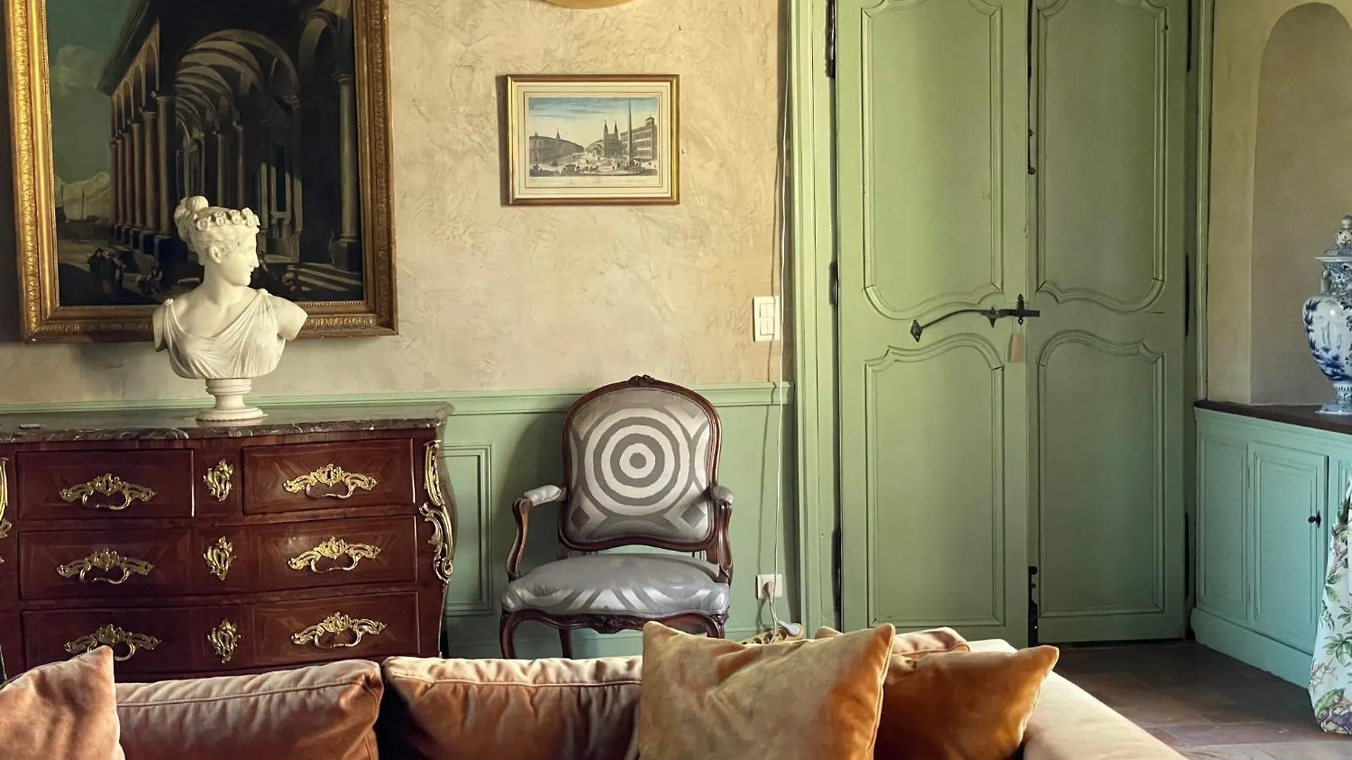 Castle In The Beautiful French Countryside With All Modern Comfort Terrou Frankrike